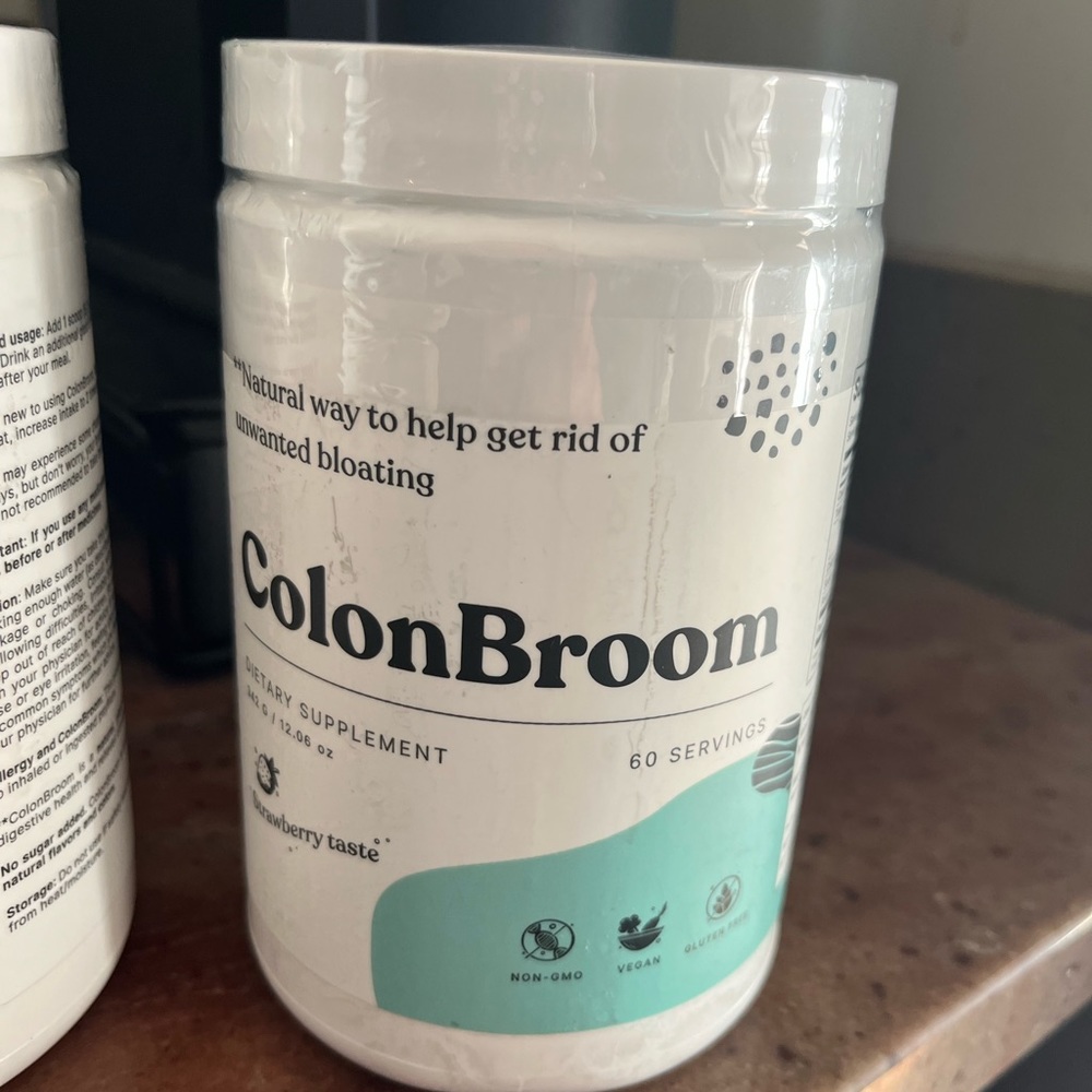 Pack of 3, colon broom, unopened, strawberry-flavored